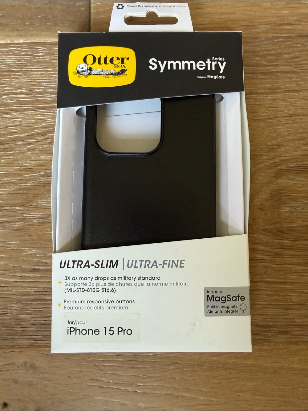 New OtterBox Symmetry Series Ultra-Slim MagSafe Case Black